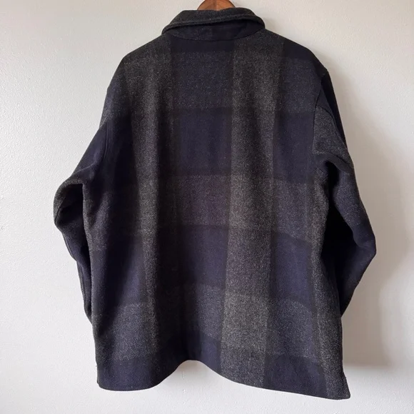 Filson Men's Plaid Mackinaw Jacket